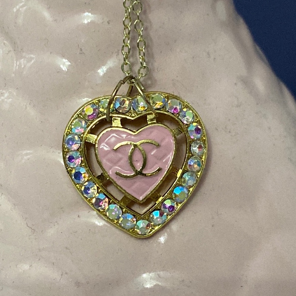 Re-purposed button into super cute sparkly necklace